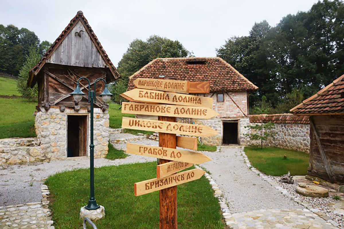 Visit and stay at the traditional village Ljubačka Dolina