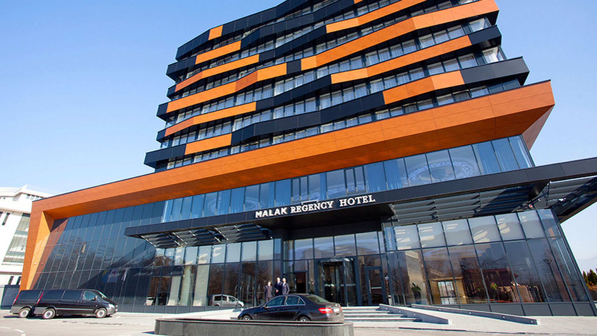 malak regency hotel bazen cijena